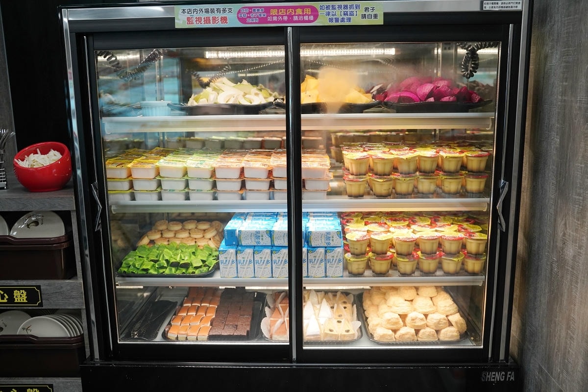 【羊霸天下羊肉爐內壢旗艦店】內壢超人氣火鍋吃到飽餐廳搬新家 豐富自助吧無限量供應通通吃到飽