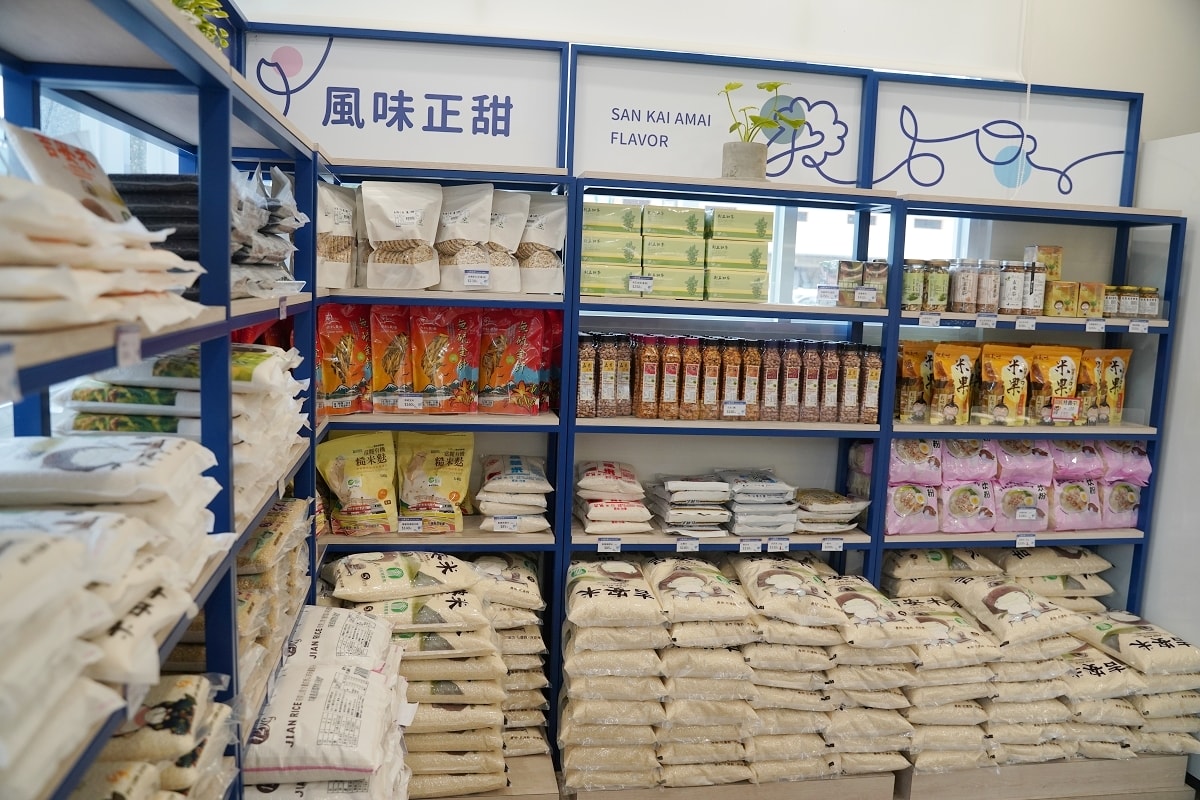 【花蓮吉安冰店推薦】吉安鄉農會真材實料花式冰淇淋 花蓮農特產伴手禮集散地 山海正甜吉製冰所 - 第3張圖 【花蓮吉安冰店推薦】吉安鄉農會真材實料花式冰淇淋 花蓮農特產伴手禮集散地 山海正甜吉製冰所