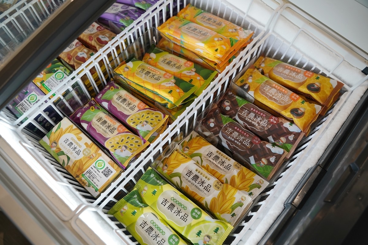 【花蓮吉安冰店推薦】吉安鄉農會真材實料花式冰淇淋 花蓮農特產伴手禮集散地 山海正甜吉製冰所 - 第8張圖 【花蓮吉安冰店推薦】吉安鄉農會真材實料花式冰淇淋 花蓮農特產伴手禮集散地 山海正甜吉製冰所