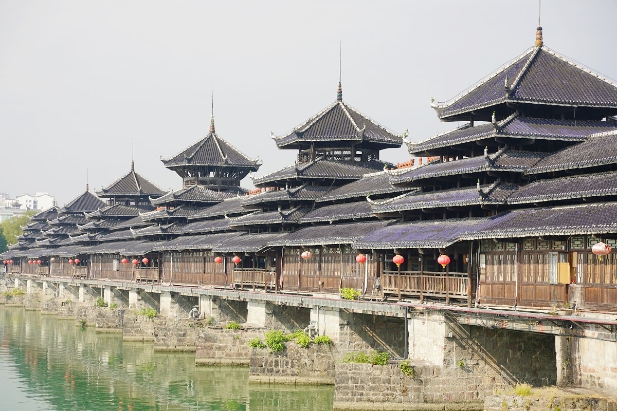 【龍津風雨橋】芷江侗族自治縣免費景點 全世界最大風雨橋 侗家當代園林文化建築特色