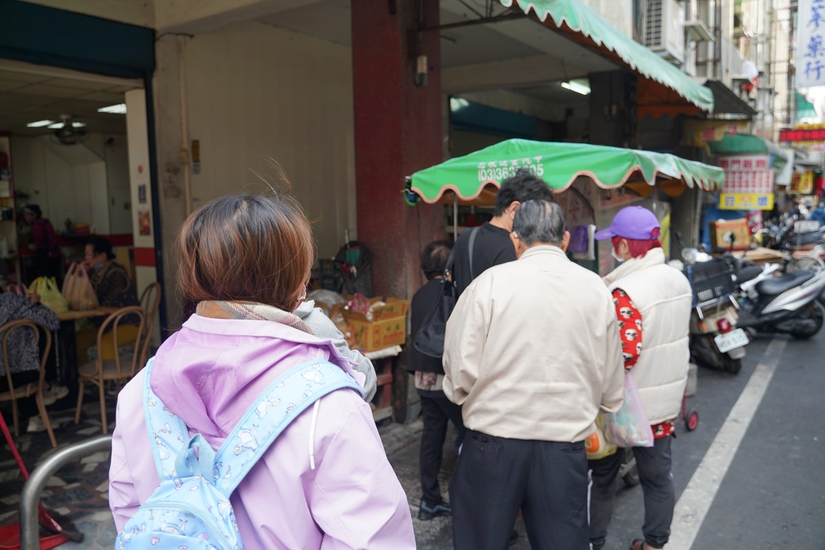 【桃園南門市場早餐推薦】南門市場傳統飯糰 桃園在地人美食口袋名單之一 南門市場阿婆飯糰