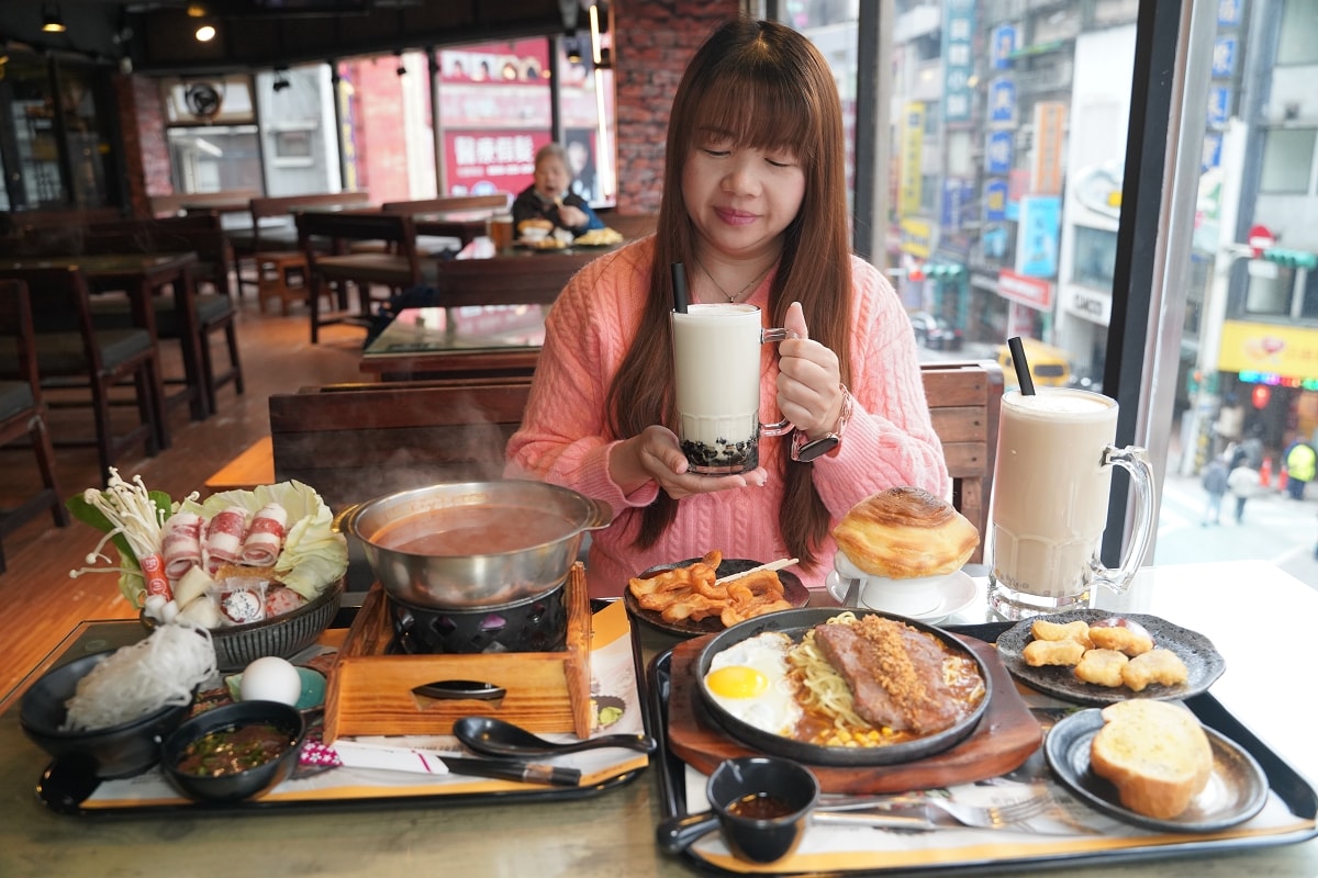 【基隆廟口聚餐推薦】基隆下午茶宵夜好選擇 餐點種類選擇多/營業時間至凌晨 大嘴巴茶坊