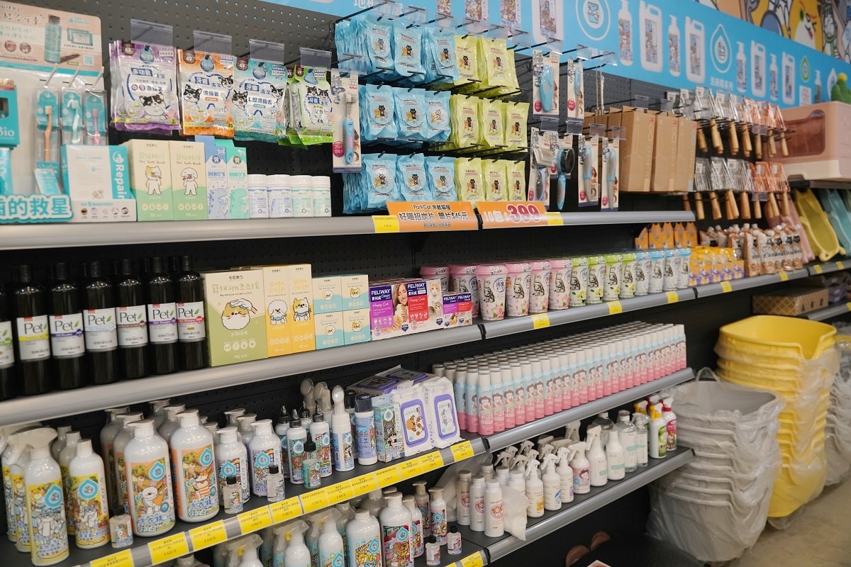 【光66寵物百貨批發倉庫】全台最大500坪寵物飼料零食用品批發倉庫 價格超殺買一送一超好買
