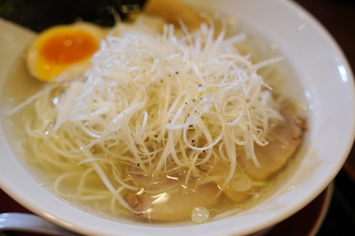 【鳥取拉麵推薦】山陰特產飛魚乾海鮮高湯+鳥取特產白洋蔥 招牌元祖燒蔥拉麵 本家夢屋扇町店 - 第8張圖 【鳥取拉麵推薦】山陰特產飛魚乾海鮮高湯+鳥取特產白洋蔥 招牌元祖燒蔥拉麵 本家夢屋扇町店