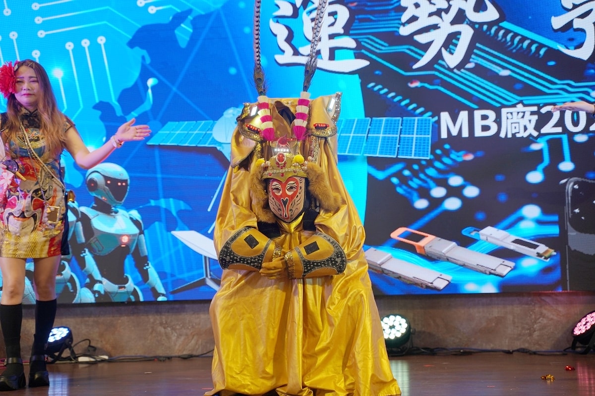 【神奇傑克活動有限公司】台灣首席變臉魔術大師 神奇傑克魔術秀專業表演團隊 尾牙春酒派對專業