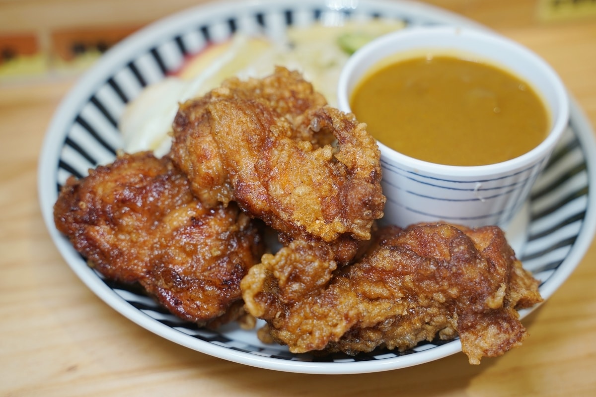 【龍潭咖哩飯推薦】日式唐揚炸物/香料熟成咖哩 內用主餐米飯咖哩醬免費續 咖哩龍揚げカレー - 第6張圖 【龍潭咖哩飯推薦】日式唐揚炸物/香料熟成咖哩 內用主餐米飯咖哩醬免費續 咖哩龍揚げカレー