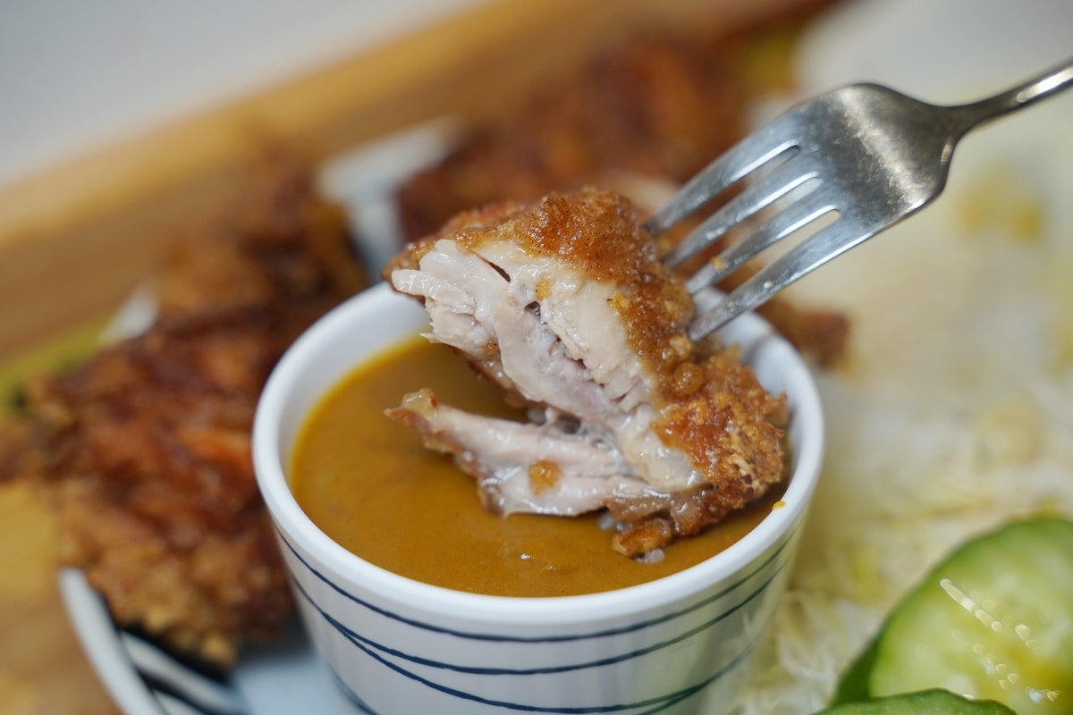 【龍潭咖哩飯推薦】日式唐揚炸物/香料熟成咖哩 內用主餐米飯咖哩醬免費續 咖哩龍揚げカレー - 第8張圖 【龍潭咖哩飯推薦】日式唐揚炸物/香料熟成咖哩 內用主餐米飯咖哩醬免費續 咖哩龍揚げカレー