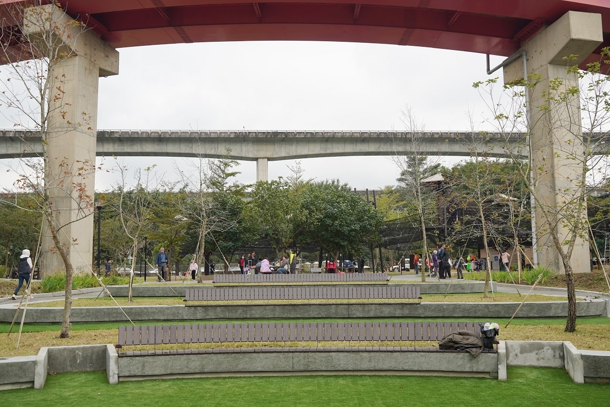【平鎮兒童公園推薦】平鎮66橋下最新親子公園 高難度挑戰遊戲場19道關卡 平鎮運動公園 - 第18張圖 【平鎮兒童公園推薦】平鎮66橋下最新親子公園 高難度挑戰遊戲場19道關卡 平鎮運動公園