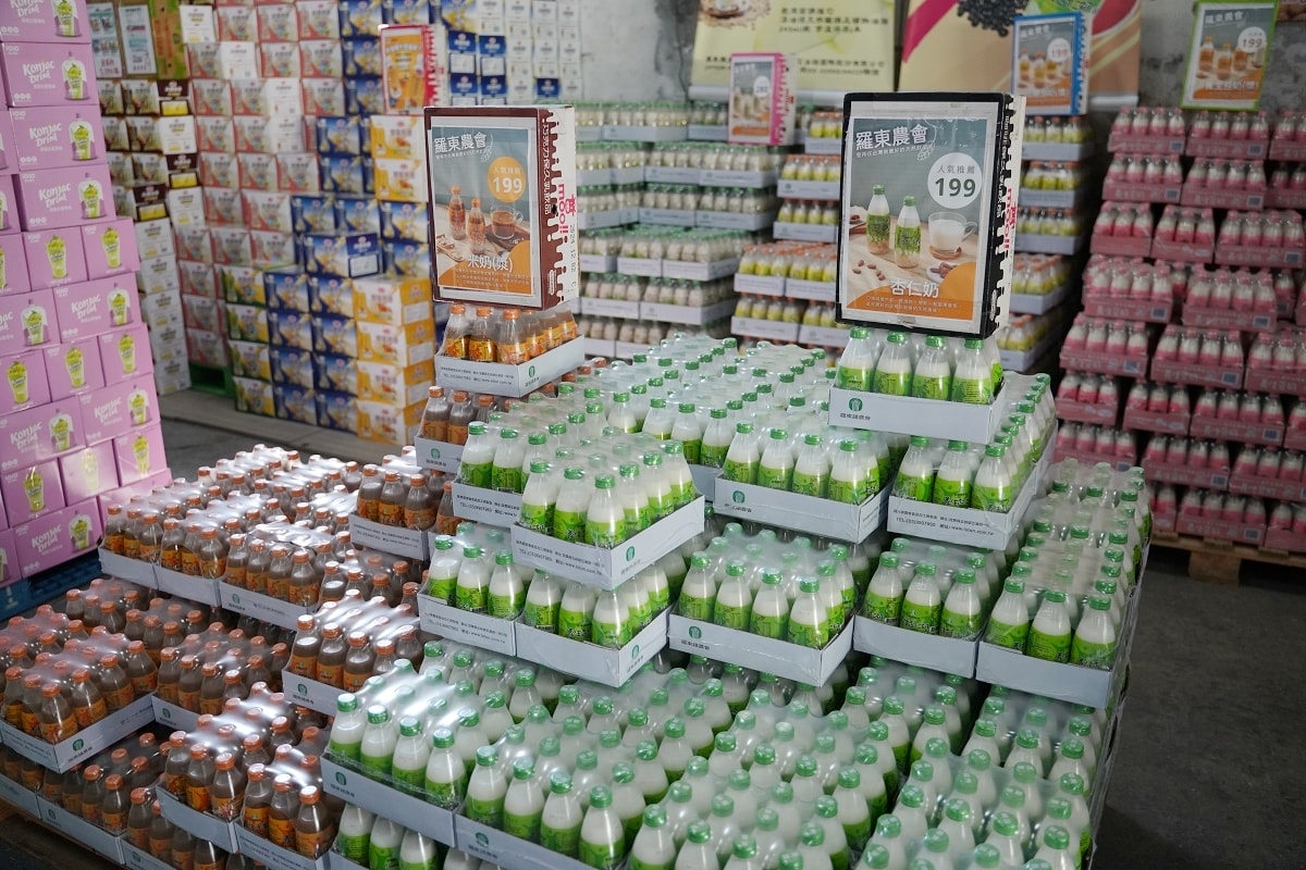 【牛奶坊】中部最大牛奶批發商 保久乳/豆米漿/飲料果汁通通批發價 牛奶界好市多整箱扛最划算 - 第10張圖 【牛奶坊】中部最大牛奶批發商 保久乳/豆米漿/飲料果汁通通批發價 牛奶界好市多整箱扛最划算