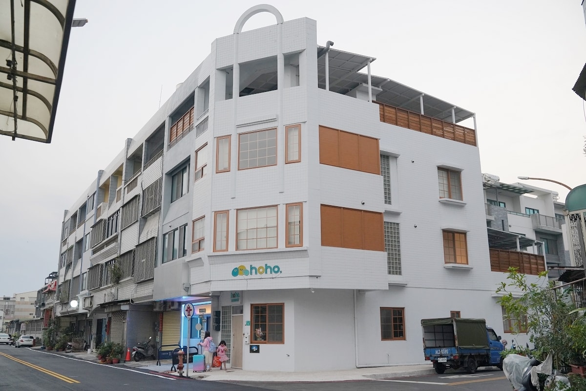【台南安平民宿推薦】鄰近安平老街/漁光島沙灘 團體包棟親子家庭住宿首選 九號和和館 - 第1張圖 【台南安平民宿推薦】鄰近安平老街/漁光島沙灘 團體包棟親子家庭住宿首選 九號和和館