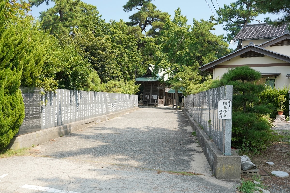 【鳥取免費景點推薦】周遊計程車必訪鳥取秘境日本遺產「鳥ヶ島」1200多年歷史神社 賀露神社 - 第3張圖 【鳥取免費景點推薦】周遊計程車必訪鳥取秘境日本遺產「鳥ヶ島」1200多年歷史神社 賀露神社