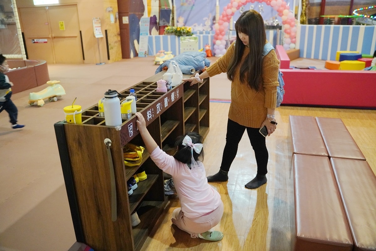 【桃園室內兒童樂園推薦】桃園最狂500坪SAFARI非洲探索運動樂園 卡通尼樂園台茂店 - 第9張圖 【桃園室內兒童樂園推薦】桃園最狂500坪SAFARI非洲探索運動樂園 卡通尼樂園台茂店