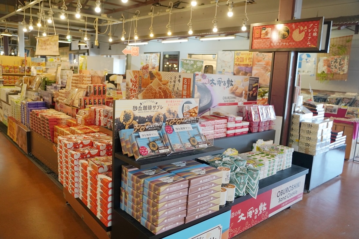 【鳥取賀露市場】鳥取港海鮮市場かろいち 夏季限定夏輝生蠔必吃 當地農特產伴手禮とりっこ廣場