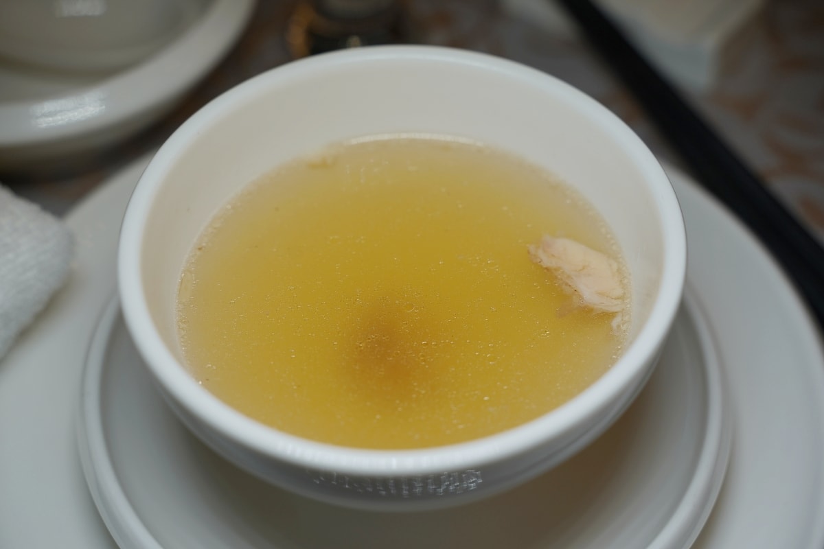 【唐宴海鮮酒家】廣東珠海桌菜料理推薦 美味必點石斛花旗參燉鴨湯/錦繡燒味拼盤/鮮花椒老虎斑