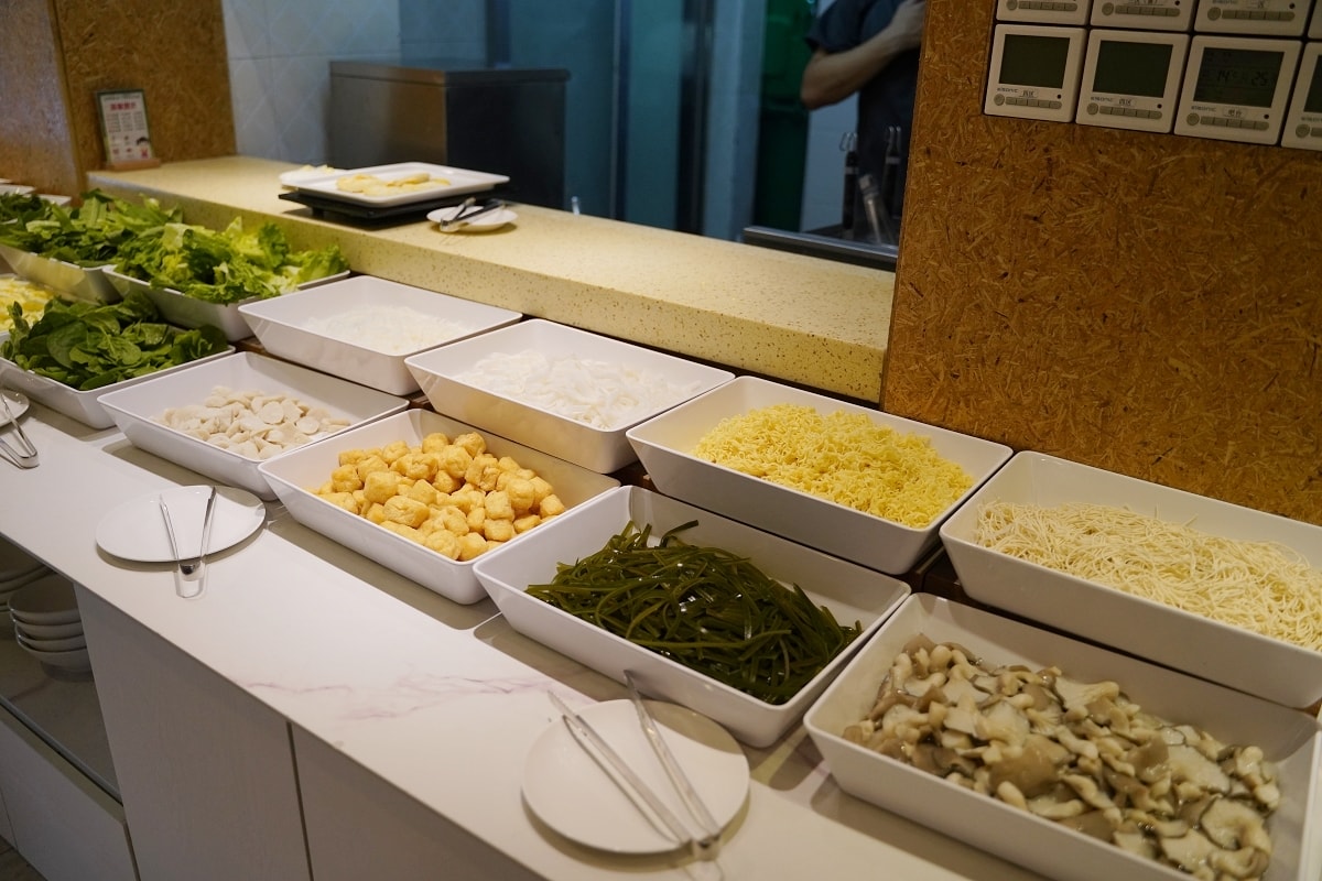 【珠海京華苑大酒店】北師大珠海分校國際交流中心3星級住宿旅店 豪華雙人房台幣不用1500元