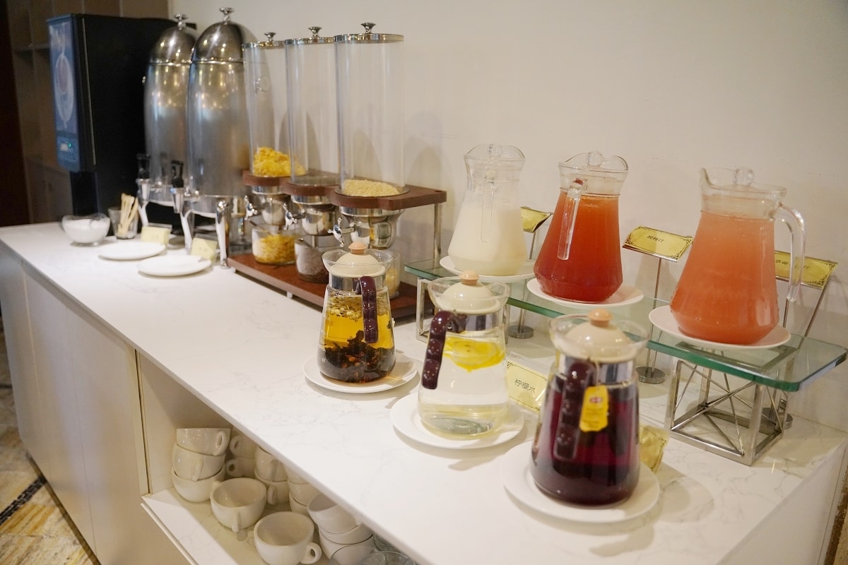 【珠海京華苑大酒店】北師大珠海分校國際交流中心3星級住宿旅店 豪華雙人房台幣不用1500元