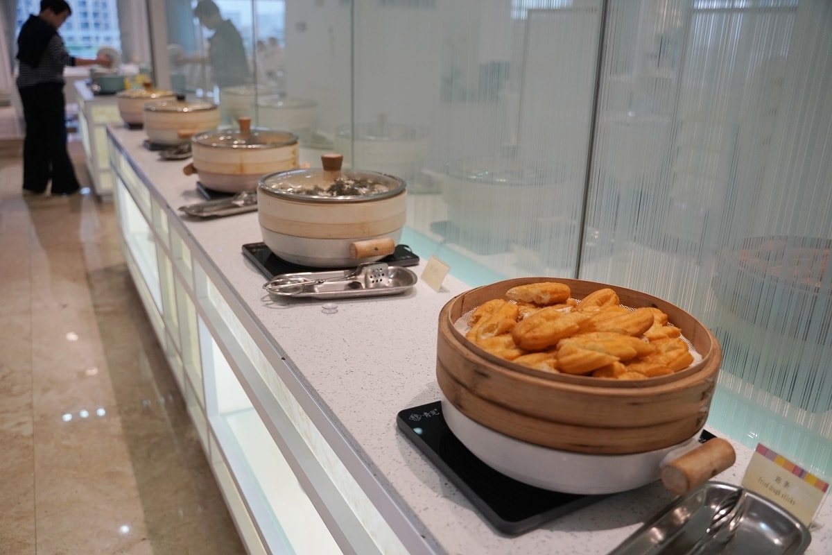 【中山東方海悅酒店】中國廣東中山五星級飯店 鄰近孫文西路步行街 特色素食早餐自助吧吃到飽
