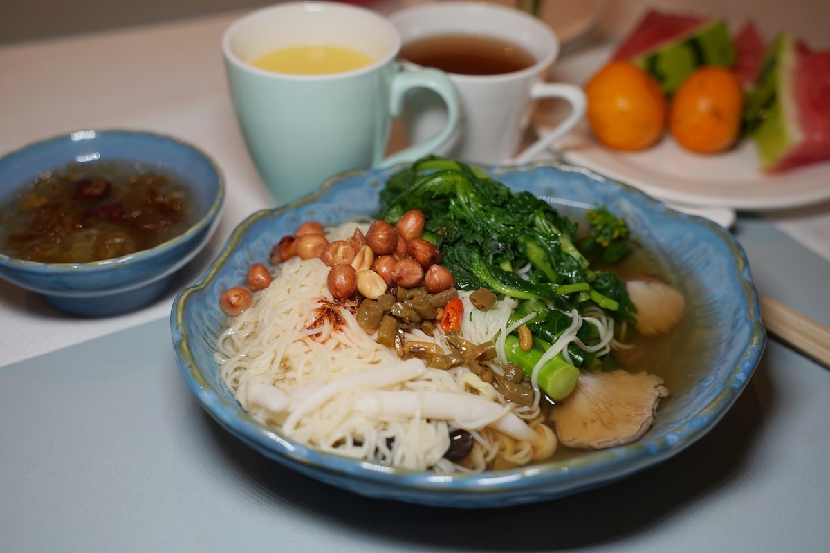 【中山東方海悅酒店】中國廣東中山五星級飯店 鄰近孫文西路步行街 特色素食早餐自助吧吃到飽