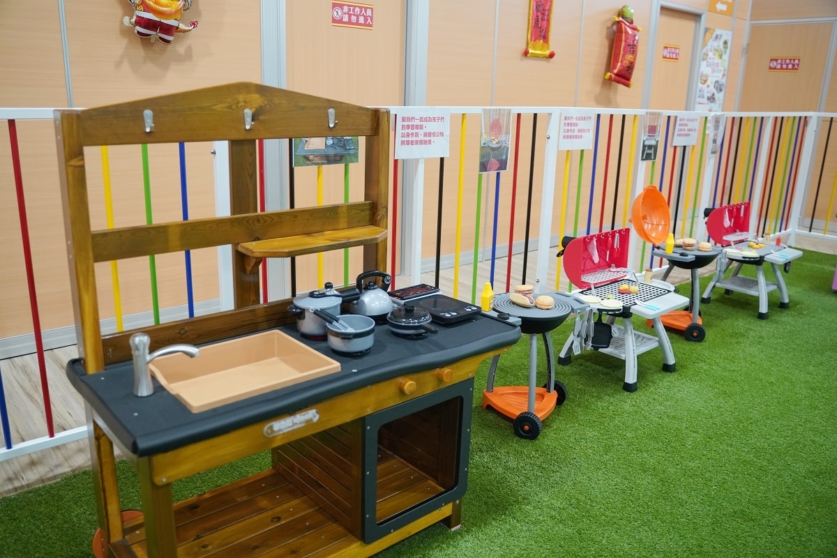 【基隆免費室內兒童遊戲區推薦】暖暖露營趣兒童樂園 露營情境遊戲區 基隆市暖暖室內兒童樂園