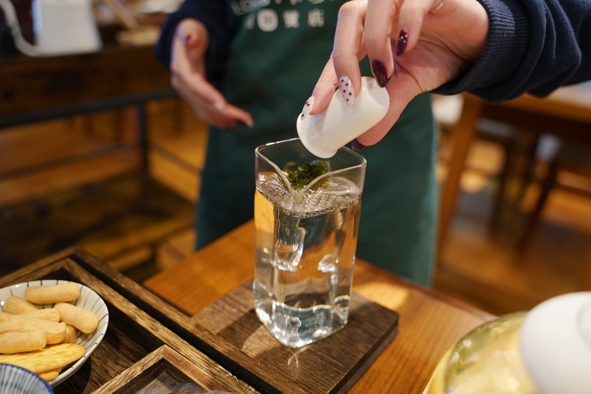 【淡水漁人碼頭下午茶推薦】坪林茶莊百年老店好茶滋味 文青品茶一人一席 福容大飯店樂活初號店