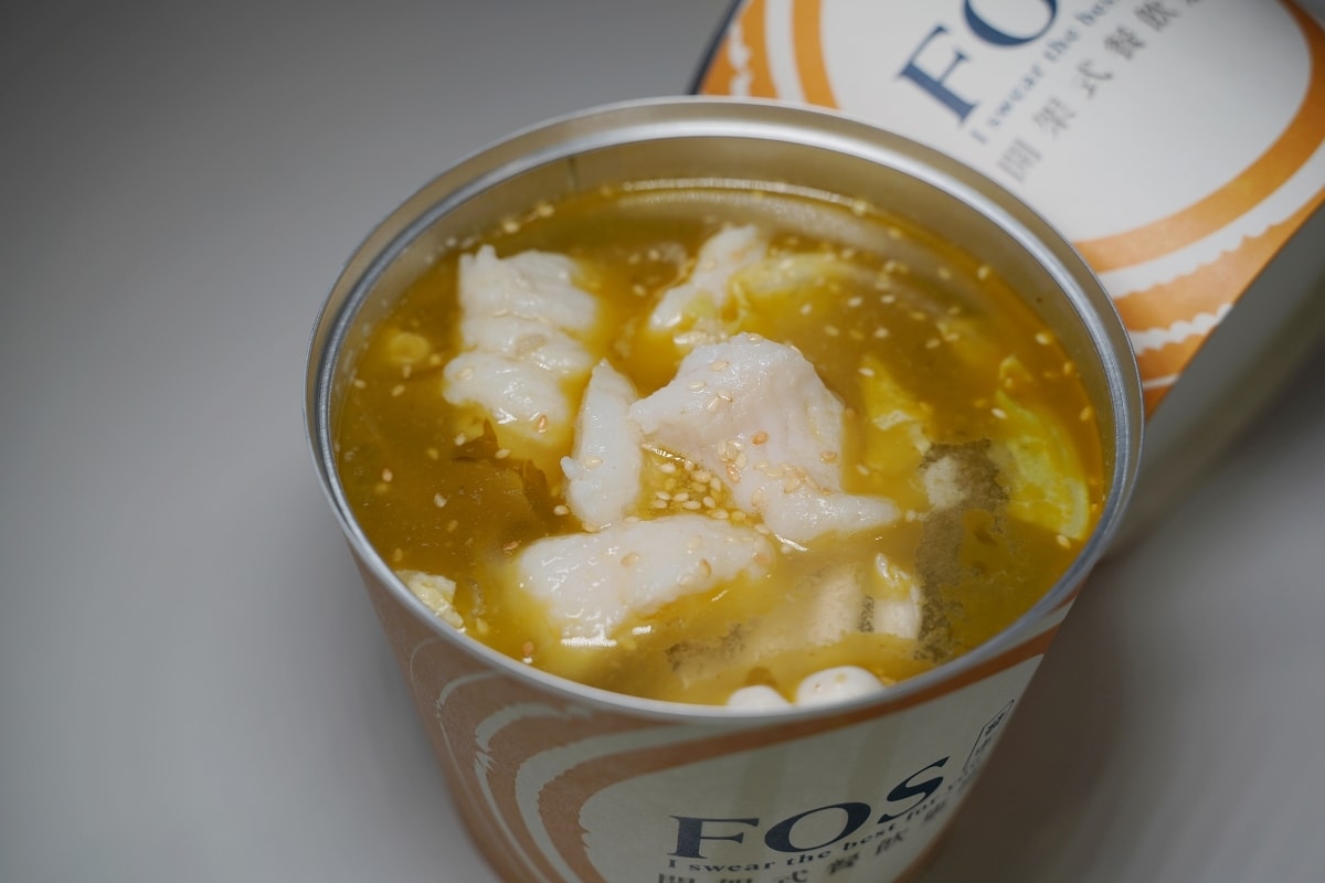 【發市FOS開架式餐飲台北松山店】聯名眾多美食店家品牌 多元種類小型美食街 特色易拉罐餐盒