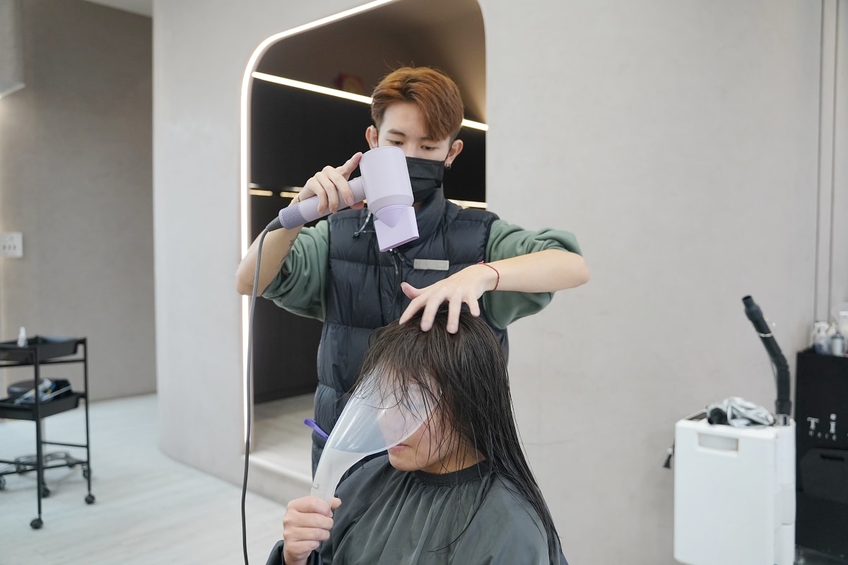 【TiAM Hair 中壢中平店】桃園中壢CP值最高美髮沙龍染髮專門店 京喚羽超強結構護髮