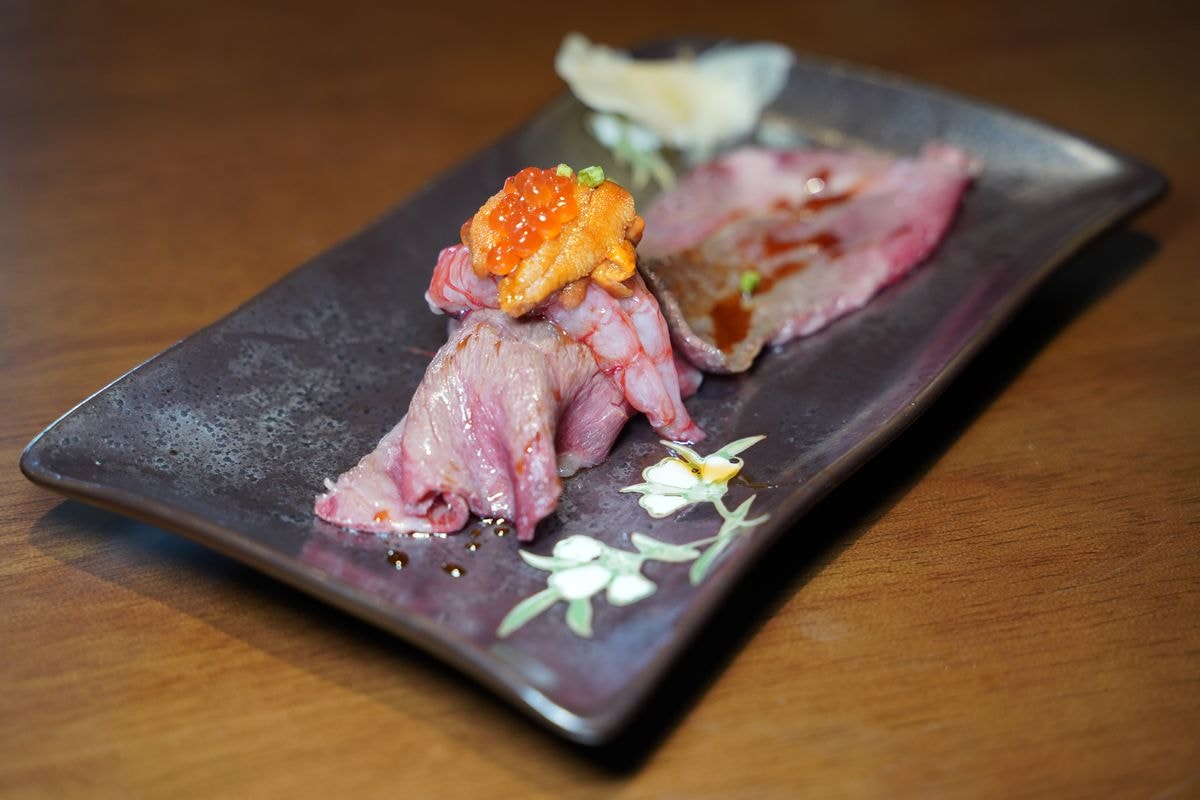 【Masa創作料理】高CP值中壢無菜單料理 和牛雙拼野菜煮+握壽司三重奏+鰻魚飯只要999
