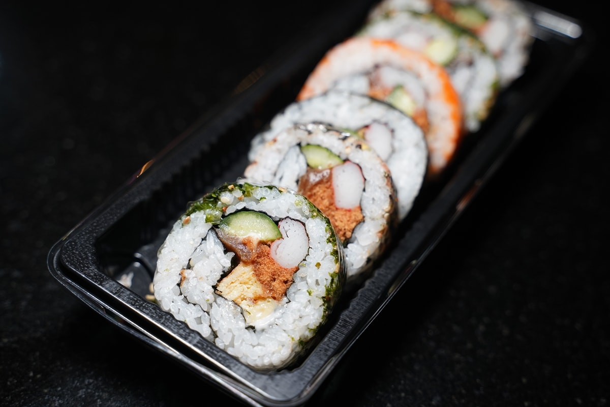 【基隆仁愛市場日本料理推薦】基隆100碗美食之一碗 美味香魚甘露煮/生魚片蓋飯 加園壽司