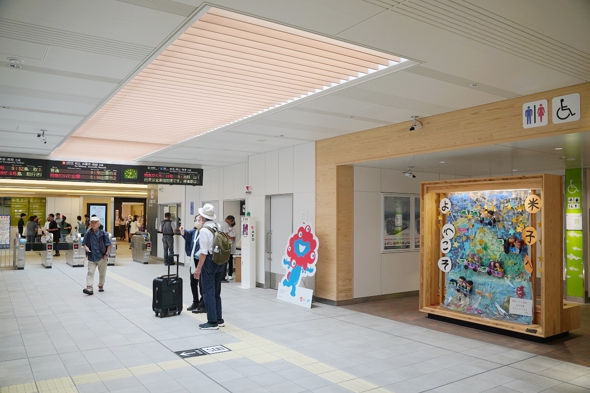 【鳥取往境港鬼太郎妖怪小鎮交通方式介紹】山陰本線超級松風號特急往米子 高速巴士41號境港線