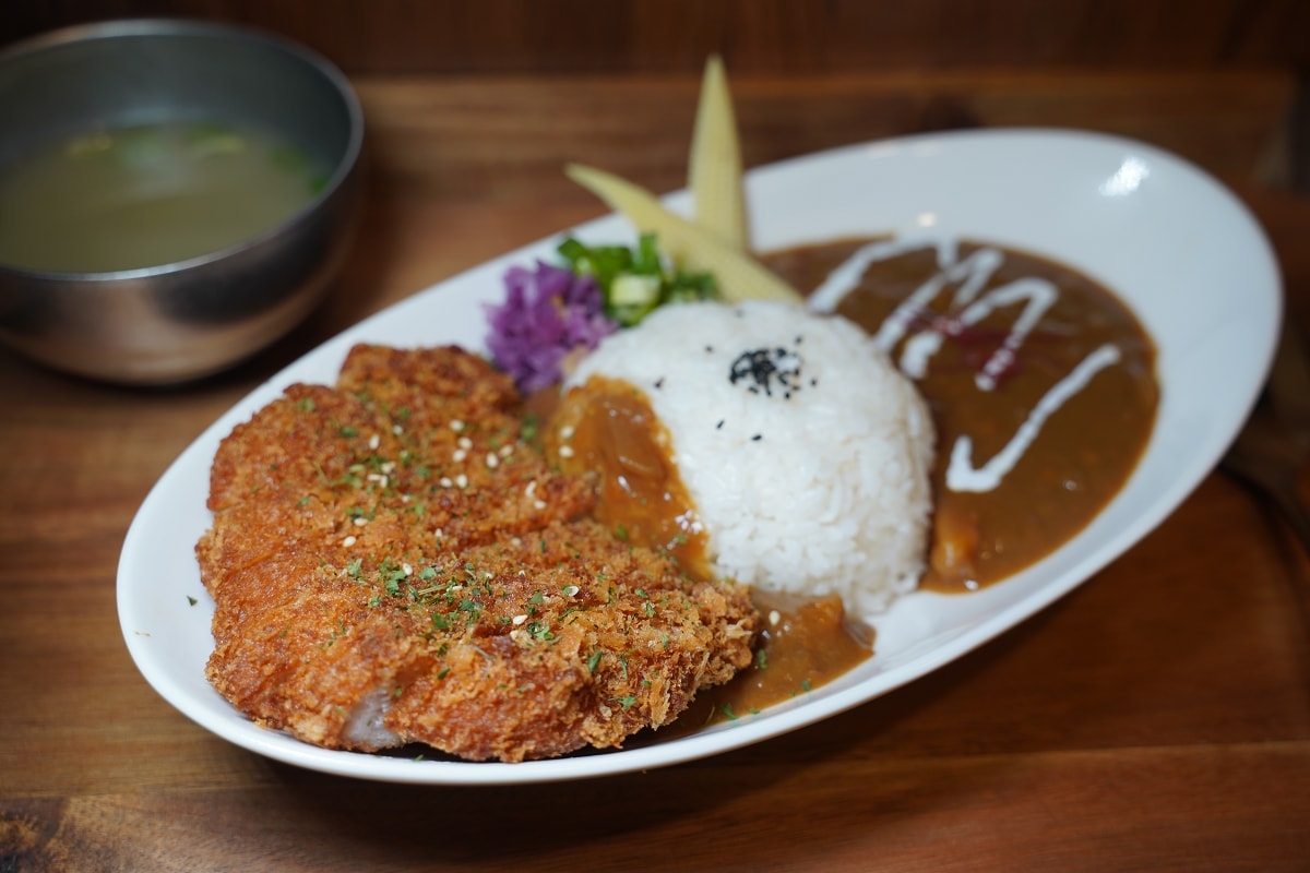 【內壢咖哩飯推薦】美味必點泰式咖哩 免費加飯加醬 天地咖哩Daddy’s Curry內壢店
