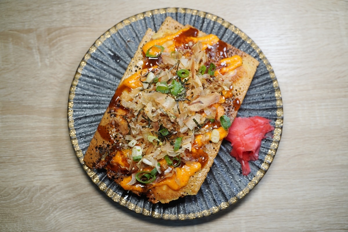 【主餃食光日式脆皮煎餃館】台中豐原餃子餐盒專賣店 現煎酥脆冰花煎餃+清燉牛骨烏龍麵美味必點 - 第14張圖 【主餃食光日式脆皮煎餃館】台中豐原餃子餐盒專賣店 現煎酥脆冰花煎餃+清燉牛骨烏龍麵美味必點