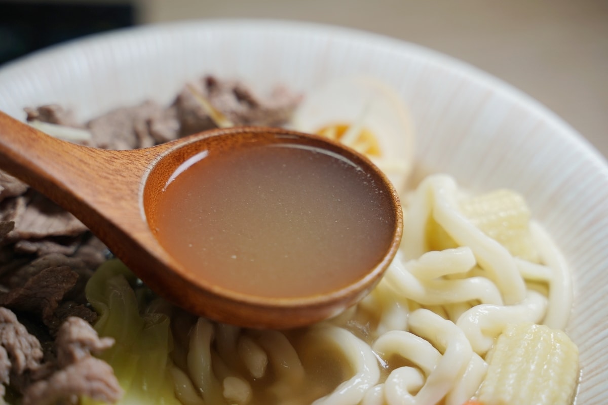 【主餃食光日式脆皮煎餃館】台中豐原餃子餐盒專賣店 現煎酥脆冰花煎餃+清燉牛骨烏龍麵美味必點 - 第23張圖 【主餃食光日式脆皮煎餃館】台中豐原餃子餐盒專賣店 現煎酥脆冰花煎餃+清燉牛骨烏龍麵美味必點