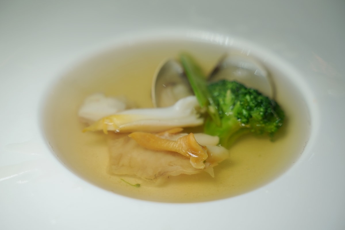 【粋割烹鐵板燒二訪】中壢高CP值高水準無菜單鐵板燒料理 中壢南園二路上約會吃飯商務聚餐首選 - 第7張圖 【粋割烹鐵板燒二訪】中壢高CP值高水準無菜單鐵板燒料理 中壢南園二路上約會吃飯商務聚餐首選