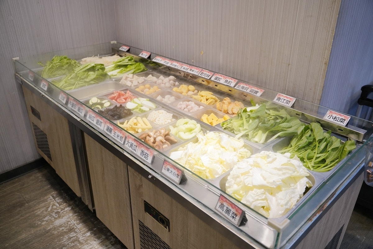 【懶鍋時尚湯鍋北龍店二訪】龍潭超高CP值豐富自助吧火鍋吃到飽 下午茶宵夜時段主餐買一送一