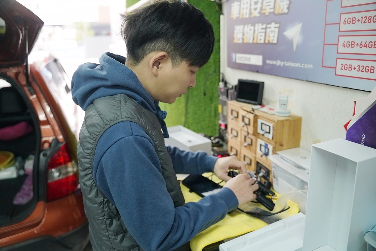 【太子牙行車記錄器】MASIGO 雙鏡頭行車記錄器 H739D 電子後視鏡安裝使用心得分享 - 第6張圖 【太子牙行車記錄器】MASIGO 雙鏡頭行車記錄器 H739D 電子後視鏡安裝使用心得分享