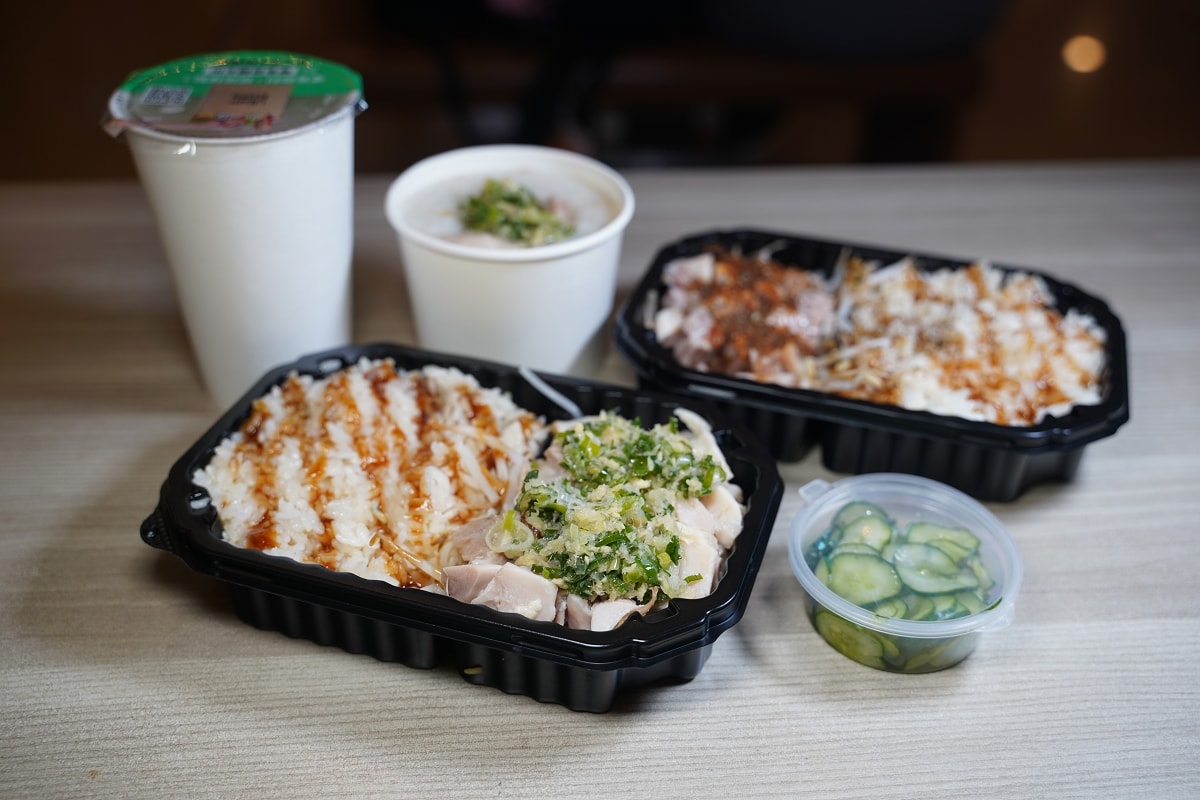 【王山而熟成雞肉飯】台北內湖洲子美食街 獨家掌握精肉熟成技術 特製蔥油+產地直送參巴香辣醬