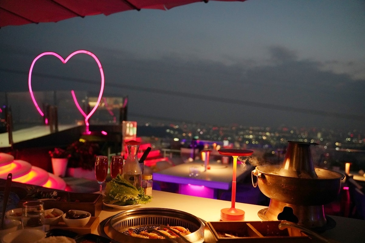【八卦夜未眠景觀餐廳】陽明山唯一活體海鮮餐廳 台北最美火鍋燒肉陽明山景觀餐廳 極宴牛肉套餐