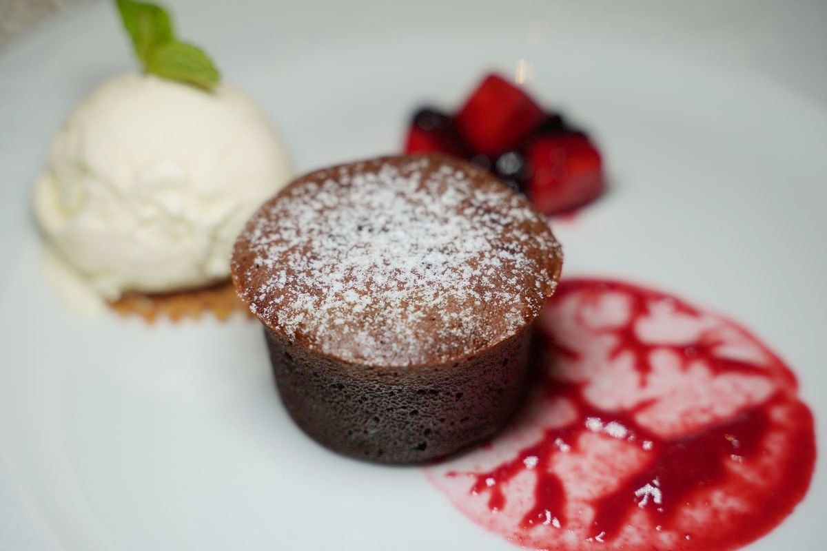 【VINTAGE ROOM 星宴餐廳】麗星郵輪探索星號約會餐廳首選 浪漫用餐氛圍+精緻排餐 - 第16張圖 【VINTAGE ROOM 星宴餐廳】麗星郵輪探索星號約會餐廳首選 浪漫用餐氛圍+精緻排餐