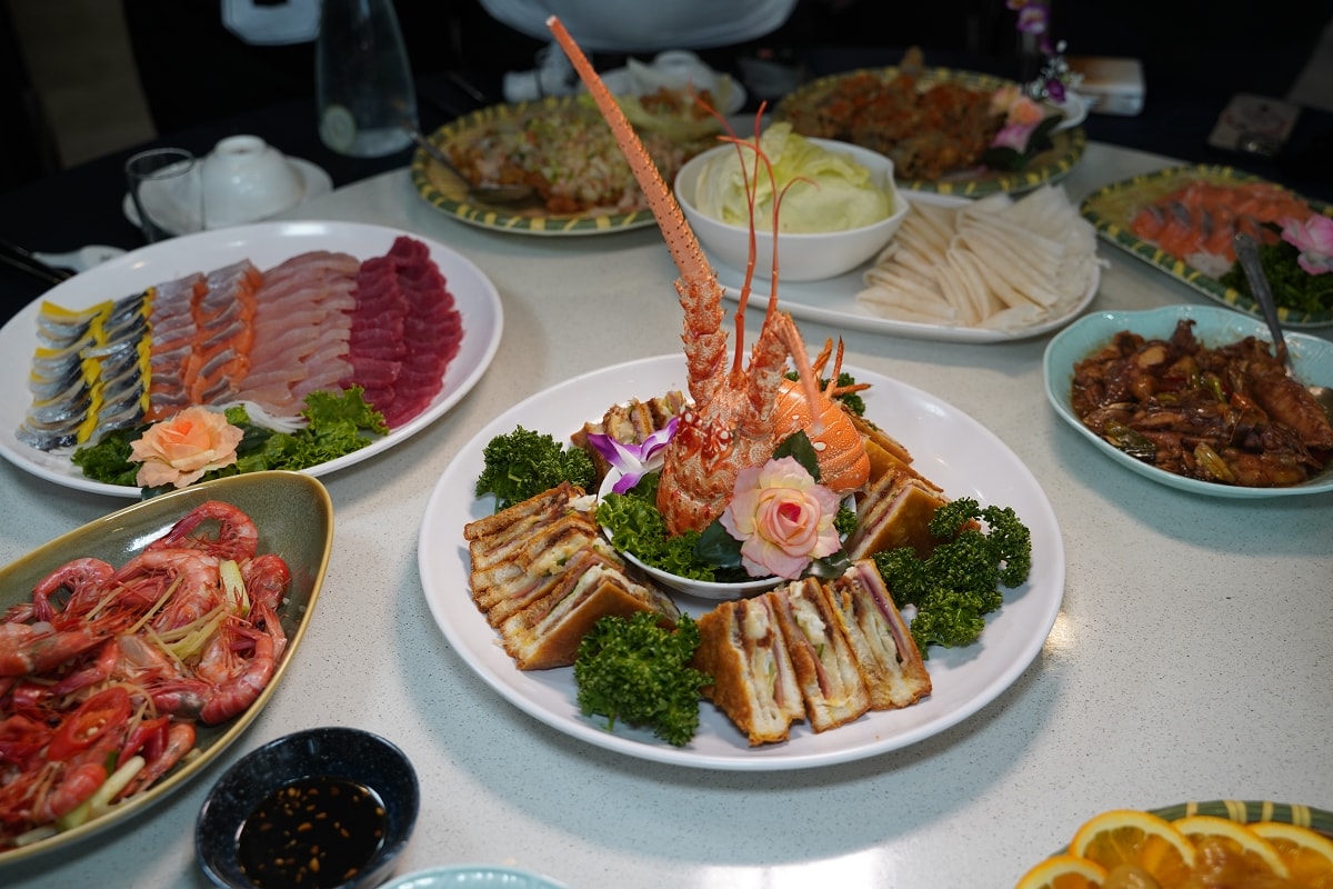 【江家深澳小漁村海鮮館二訪】宜蘭礁溪桌菜料理首選 自家漁船生魚片控天堂 每片5元起超值鮮味 - 第29張圖 【江家深澳小漁村海鮮館二訪】宜蘭礁溪桌菜料理首選 自家漁船生魚片控天堂 每片5元起超值鮮味