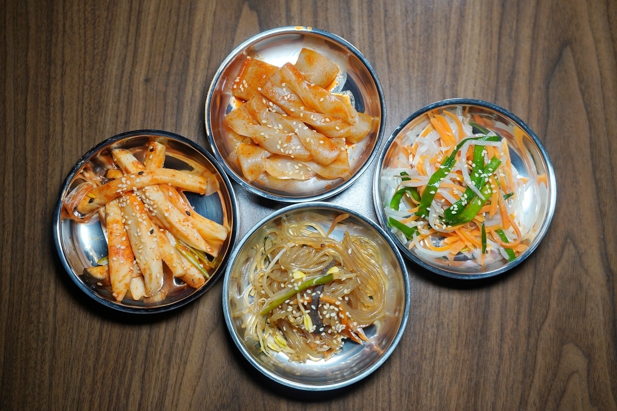 【韓濟蔘雞湯專門店】韓國傳統料理烏骨鮑魚蔘雞湯 獨特韓式漢方料理 台北條通韓式料理餐廳推薦
