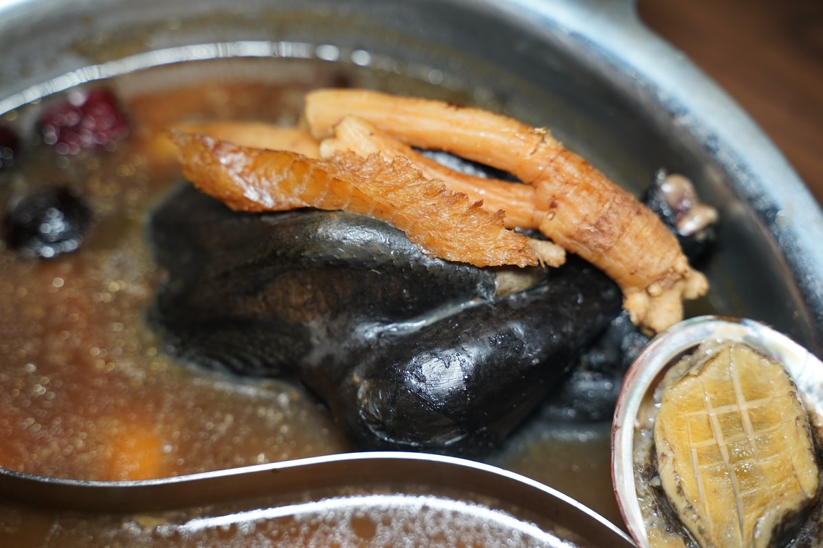 【韓濟蔘雞湯專門店】韓國傳統料理烏骨鮑魚蔘雞湯 獨特韓式漢方料理 台北條通韓式料理餐廳推薦