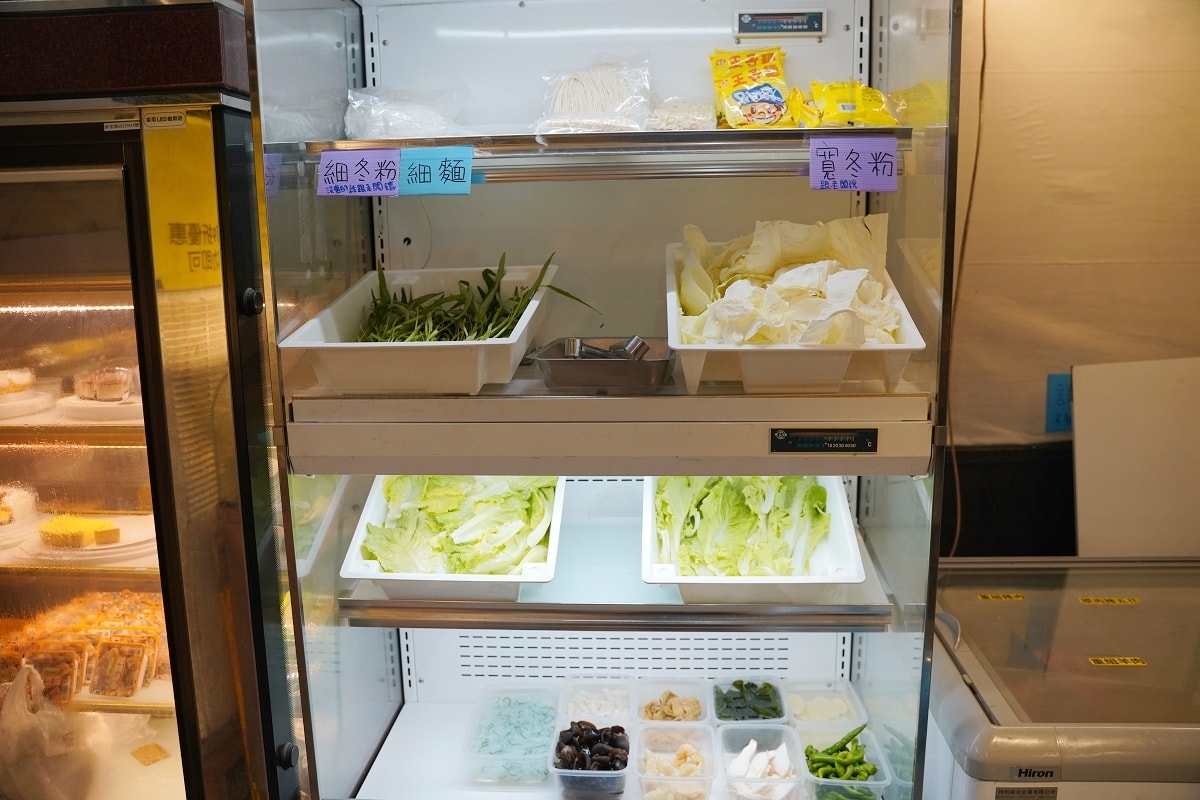 【想肉了自助式火鍋燒肉吃到飽】台北信義區CP值最高火烤兩吃餐廳 500元內豐富自助吧吃到飽 - 第15張圖 【想肉了自助式火鍋燒肉吃到飽】台北信義區CP值最高火烤兩吃餐廳 500元內豐富自助吧吃到飽
