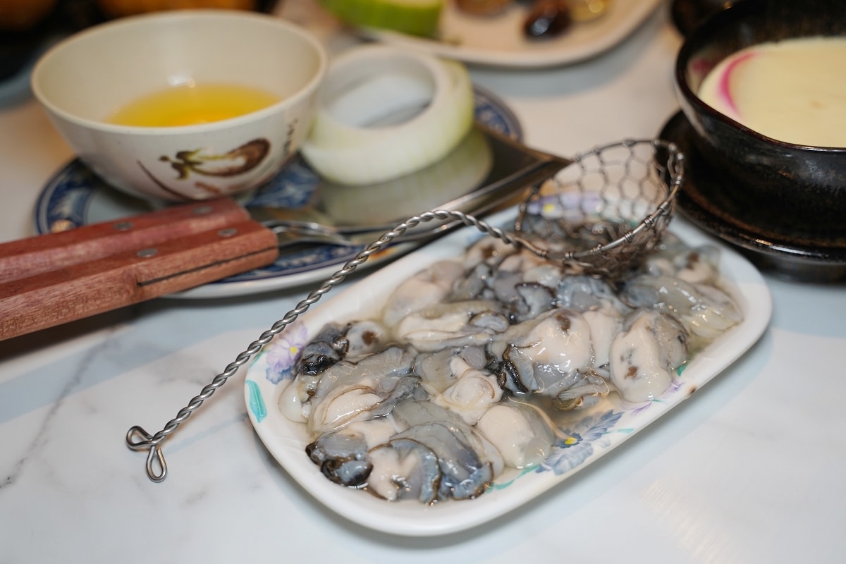 【想肉了自助式火鍋燒肉吃到飽】台北信義區CP值最高火烤兩吃餐廳 500元內豐富自助吧吃到飽 - 第35張圖 【想肉了自助式火鍋燒肉吃到飽】台北信義區CP值最高火烤兩吃餐廳 500元內豐富自助吧吃到飽