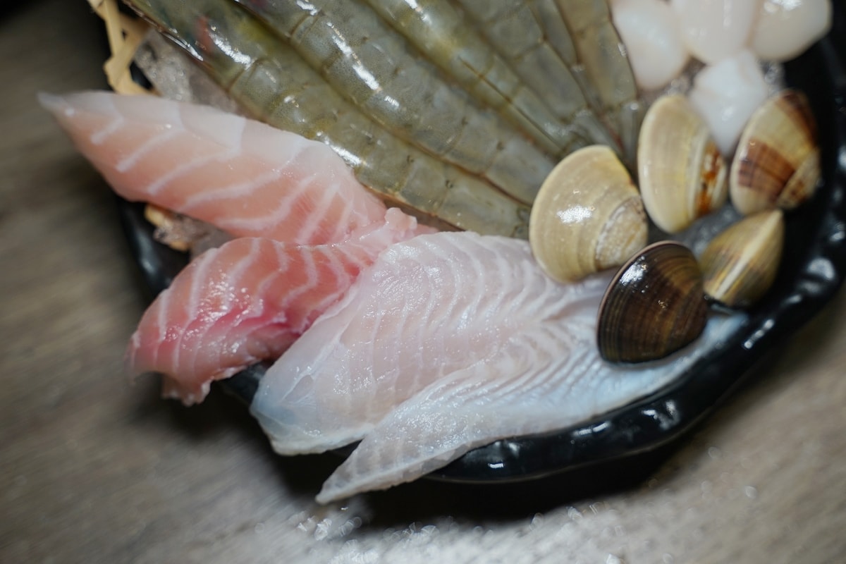 【內壢火鍋吃到飽餐廳推薦】268元起70種火鍋料飲料冰品自助吧吃到飽 肉多多火鍋內壢忠孝店