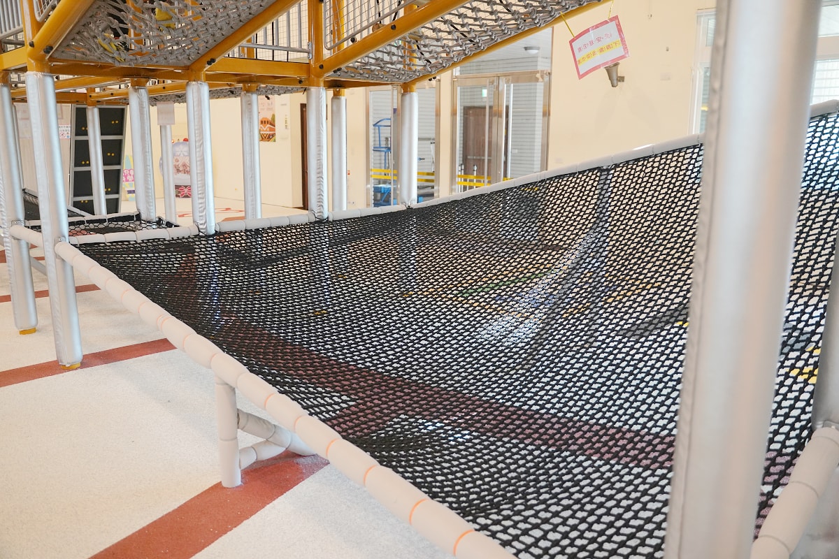 【基隆室內兒童遊戲區推薦】基隆七堵無料兒童樂園 室內地下停車場好停車 基隆市七堵室內兒童樂園