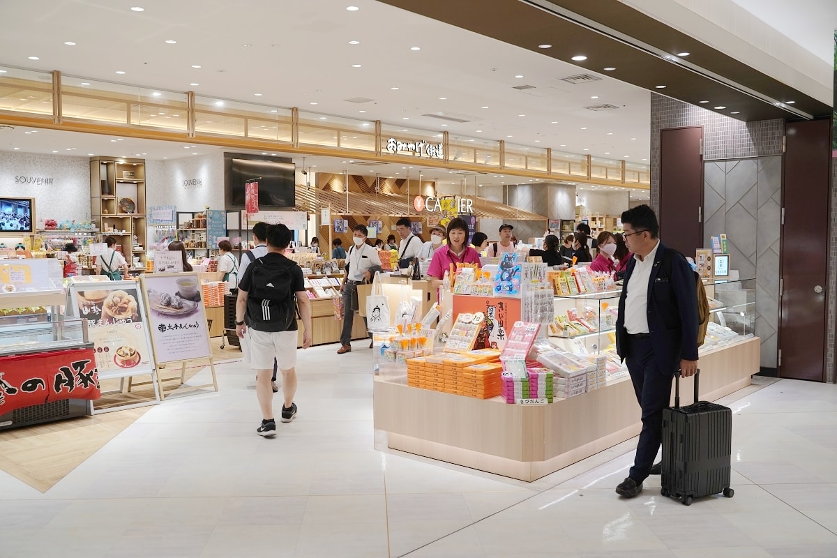 【JR岡山車站好好逛】岡山一番街 Sun Station Terrace 美食伴手禮通通有 - 第14張圖 【JR岡山車站好好逛】岡山一番街 Sun Station Terrace 美食伴手禮通通有