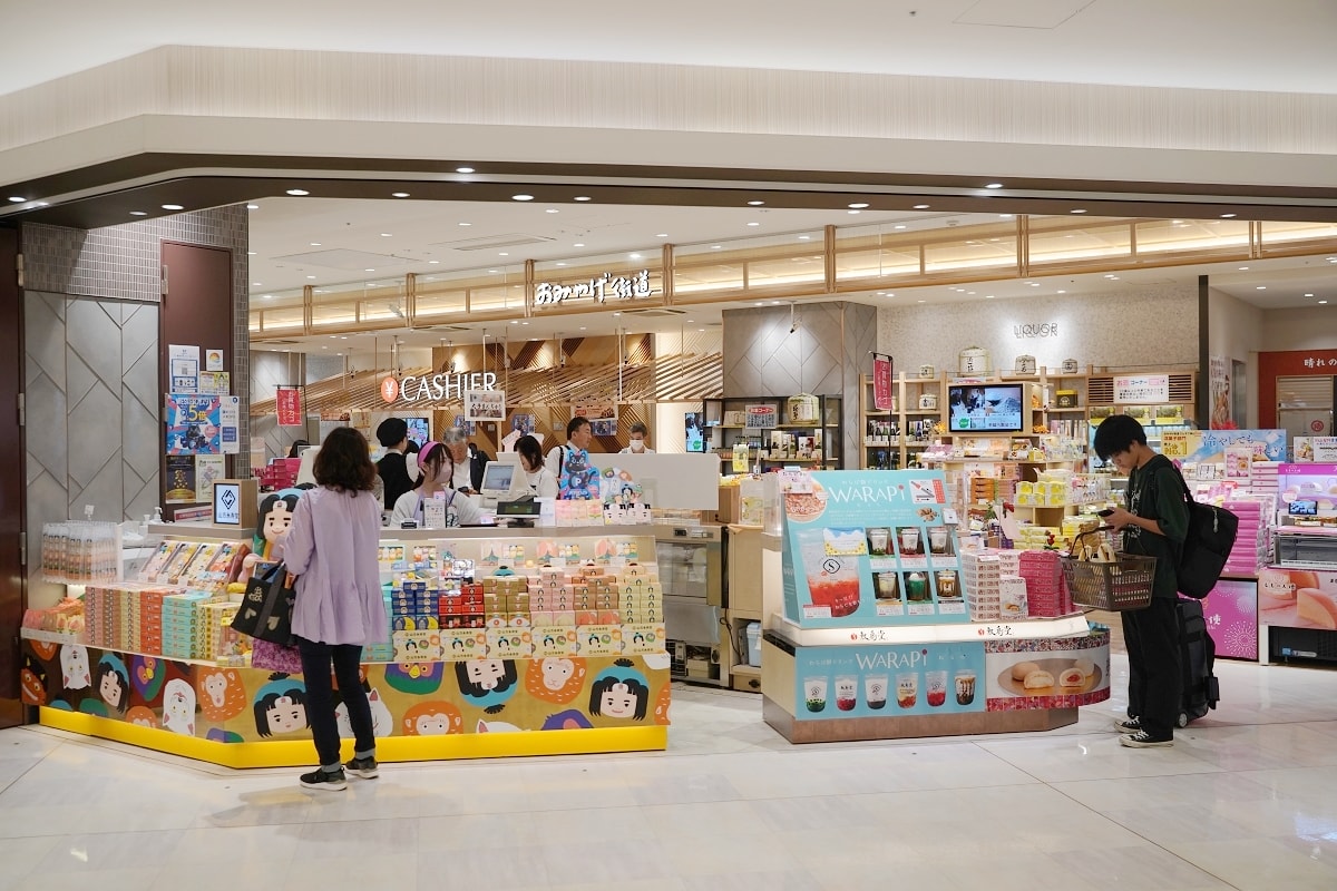 【JR岡山車站好好逛】岡山一番街 Sun Station Terrace 美食伴手禮通通有 - 第15張圖 【JR岡山車站好好逛】岡山一番街 Sun Station Terrace 美食伴手禮通通有