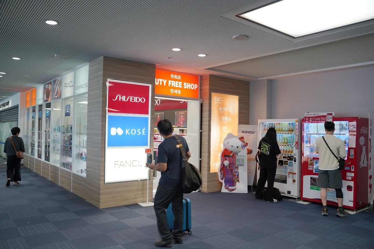 【岡山桃太郎機場】岡山站西口機場接駁巴士搭乘心得 岡山桃太郎空港環境介紹 鳥取自由行最終篇 - 第22張圖 【岡山桃太郎機場】岡山站西口機場接駁巴士搭乘心得 岡山桃太郎空港環境介紹 鳥取自由行最終篇