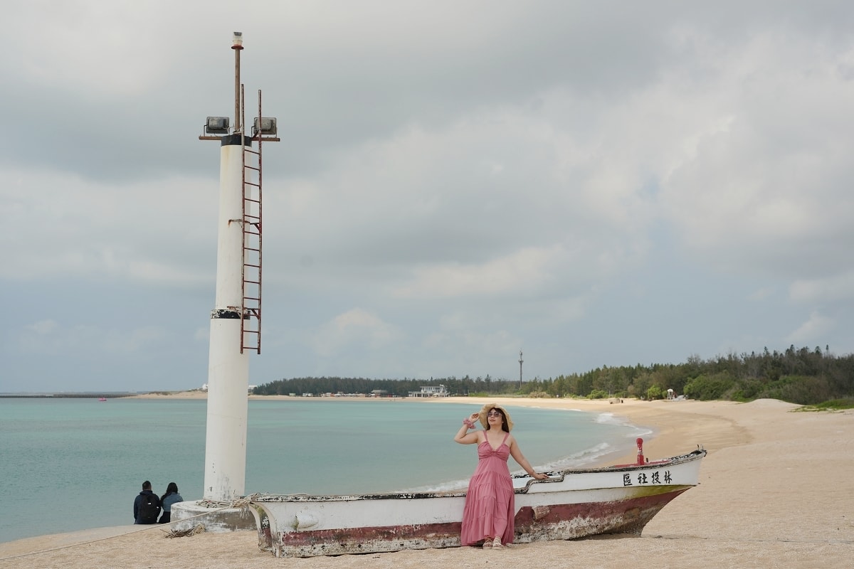 【澎湖林投沙灘】澎湖旅遊必訪網美約會景點 澎湖黃金沙灘貝殼教堂/雲朵盪鞦韆/親子玩沙好去處