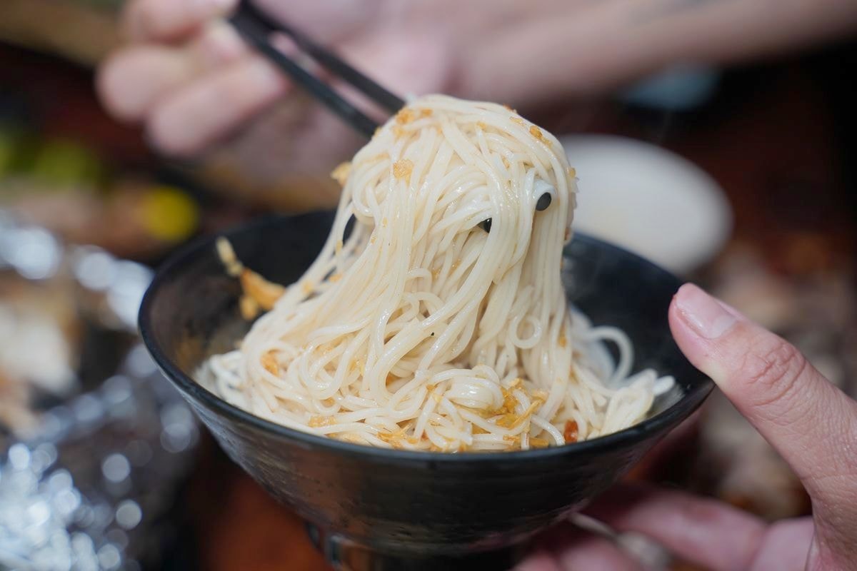 【雞老闆桶仔雞景美店】台北第一家桶仔雞創始品牌 台北慶生餐廳首選 消費滿額桶仔雞免費吃